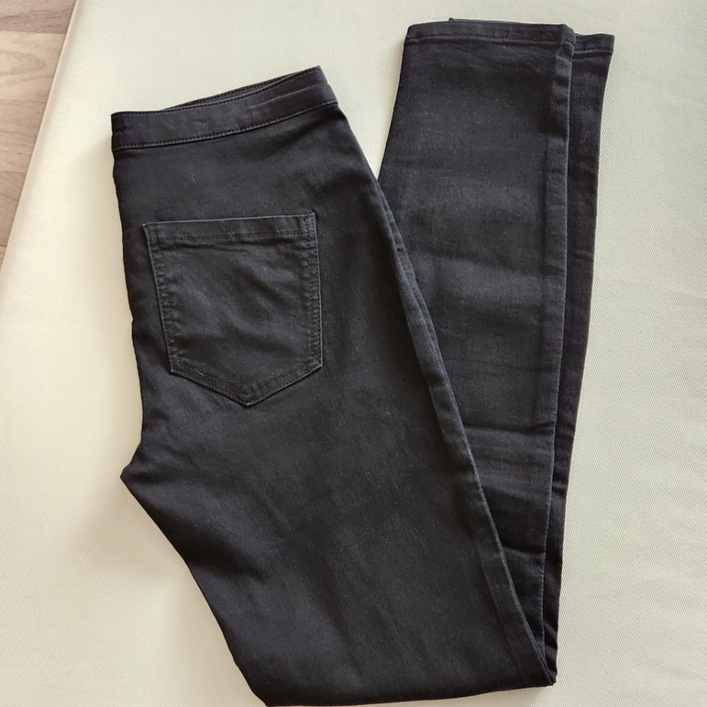 Forever 21 Dark Black Jeans